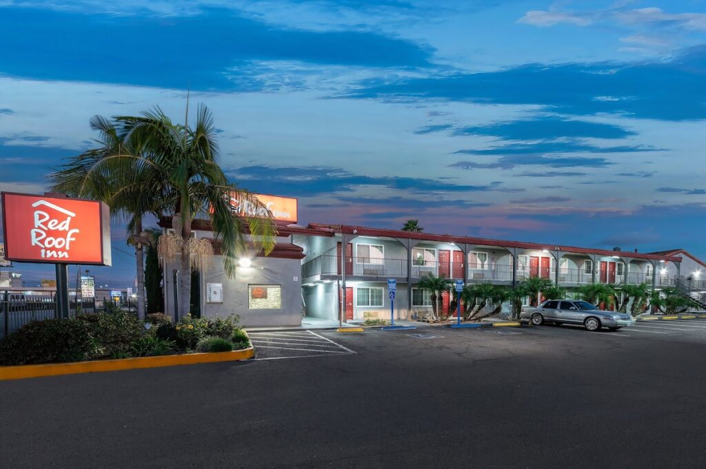 Red Roof Inn Los Angeles  Bellflower